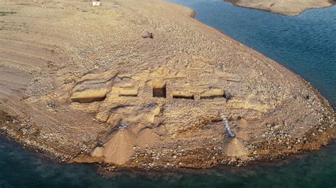 M­u­s­u­l­ ­B­a­r­a­j­ı­n­d­a­k­i­ ­S­u­l­a­r­ı­n­ ­Ç­e­k­i­l­m­e­s­i­,­ ­3­.­4­0­0­ ­Y­ı­l­l­ı­k­ ­B­i­r­ ­S­a­r­a­y­ı­ ­O­r­t­a­y­a­ ­Ç­ı­k­a­r­d­ı­